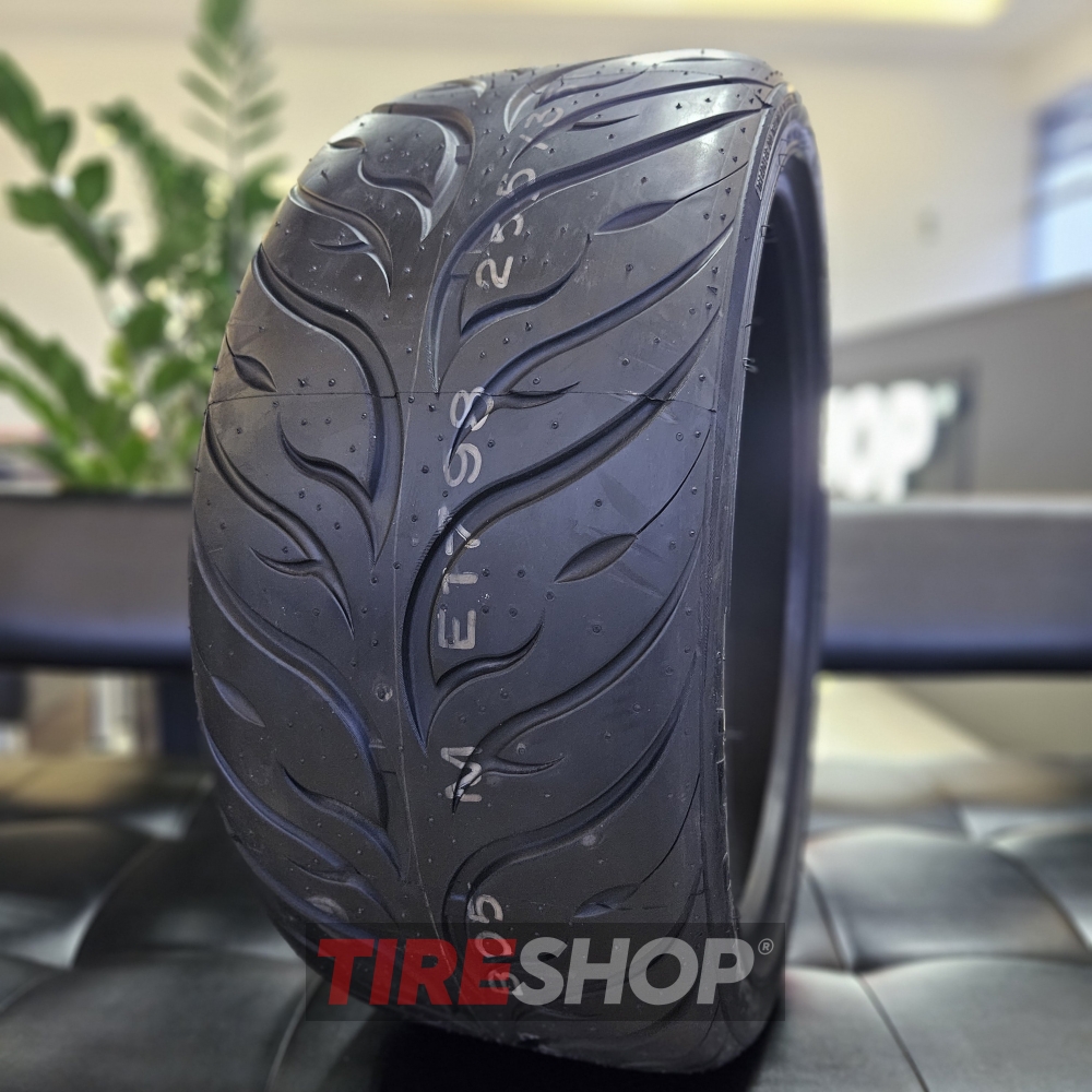 Летние шины Federal 595 RS-RR 235/40 R17 90W - Фото 2 width=