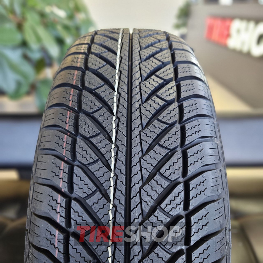 Зимние шины Goodyear UltraGrip 8 Performance 255/60 R18 108H AO - Фото 4 width=