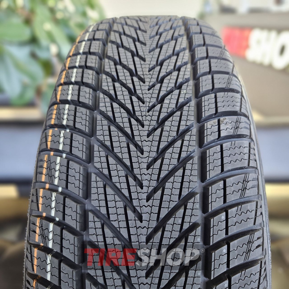 Зимние шины Goodyear UltraGrip Performance 3 295/35 R21 107V XL FP - Фото 4 width=