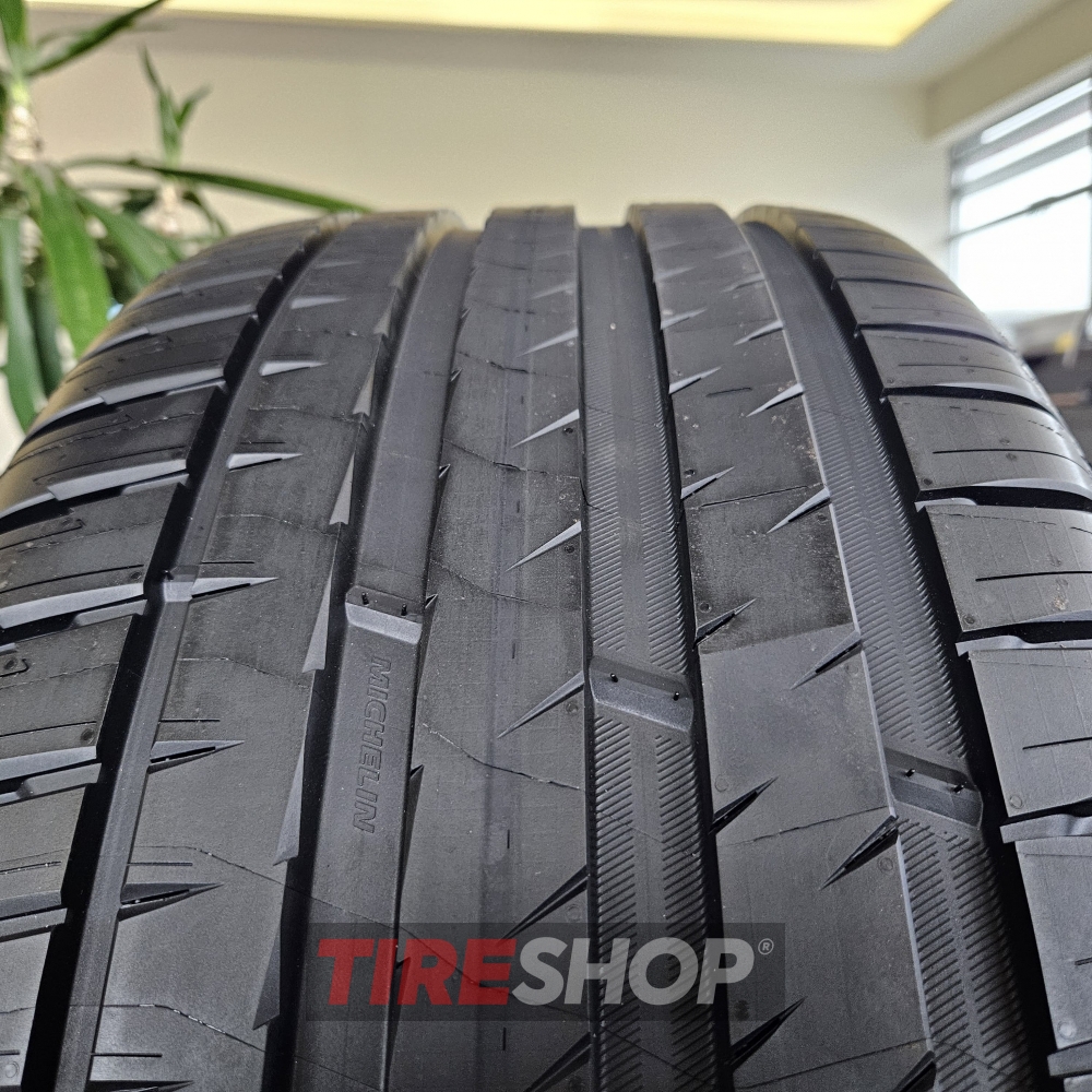 Летние шины Michelin Pilot Sport 4 SUV 285/45 R21 113Y XL - Фото 4 width=