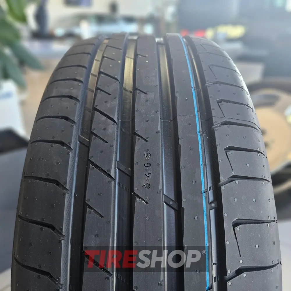 Летние шины Nokian Powerproof 2 225/55 R17 101Y XL - Фото 4 width=